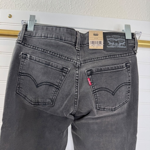 NEW Levi's 711 Skinny Jeans W26 L28 - Picture 6 of 8